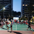 暑假“趣”白桃村碧桂園·半山悅小區(qū)！ 電影、小攤、玩水……警民共把安全“講”出彩