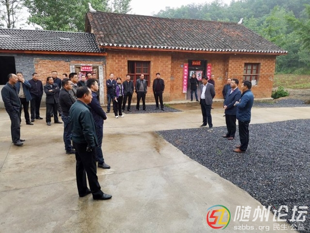 28日上午到洛陽(yáng)觀摩學(xué)習(xí)3.jpg