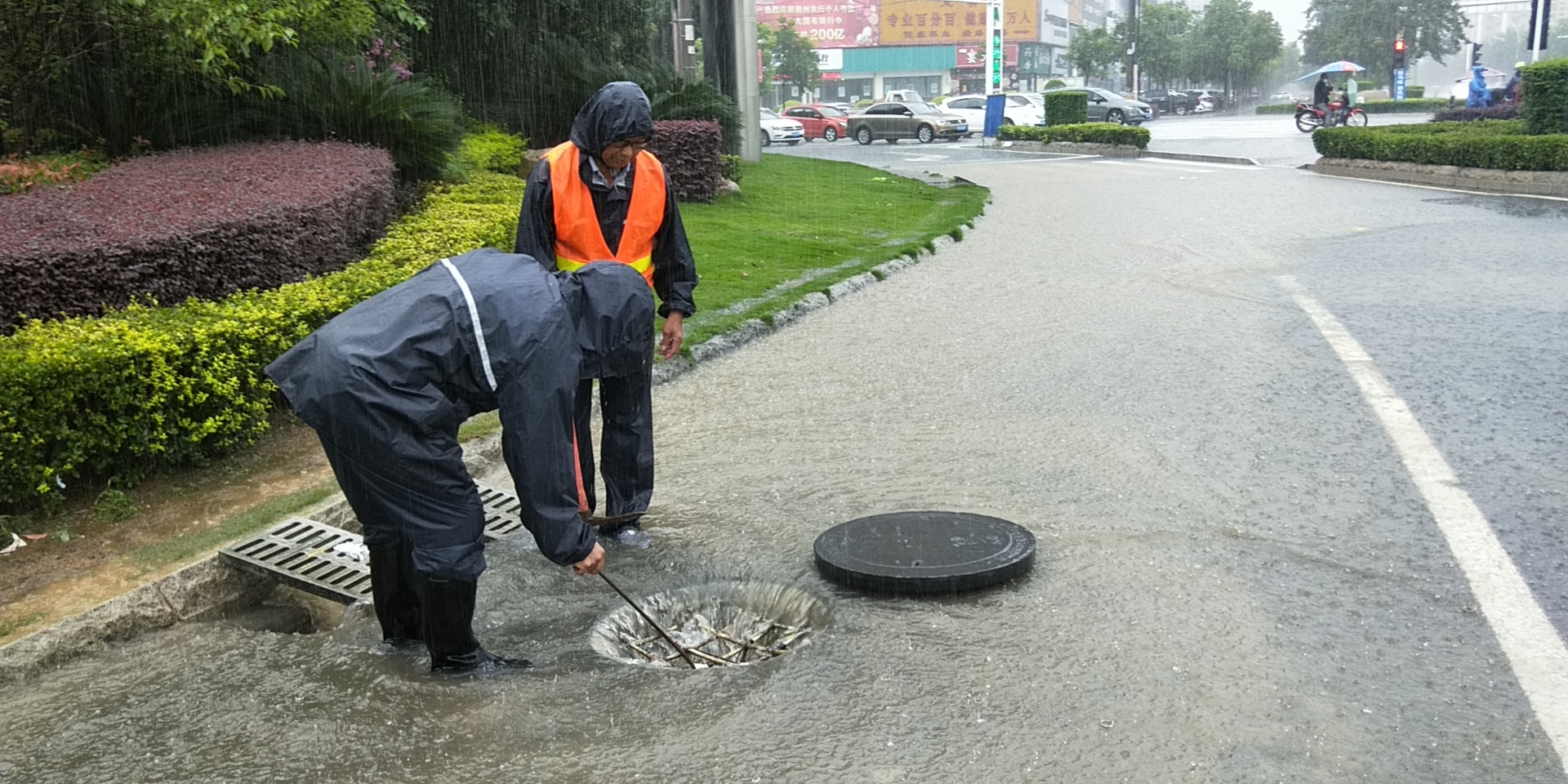 暴雨5.jpg
